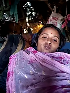 Snapshot of Hot_erion chatting on 28, 11, 2025 Hot erion online show from 28, 11, 2025