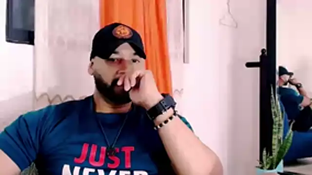 musclehetero online show from 12, 6, 2026