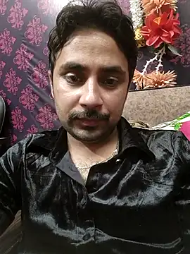 Cute Lucky online show from 6, 7, 2026