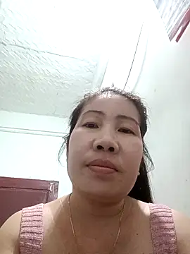 Snapshot of Reema_143 chatting on 23, 11, 2025 Reema 143 online show from 23, 11, 2025