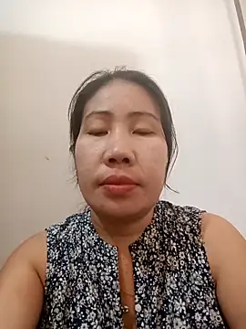 Snapshot of Reema_143 chatting on 28, 11, 2025 Reema 143 online show from 28, 11, 2025