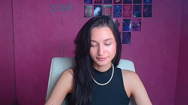 Snapshot of Stella_XO chatting on 4, 7, 2026 Stella XO online show from 4, 7, 2026