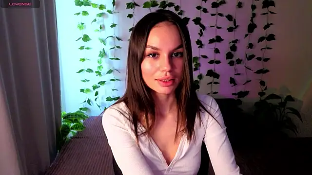Snapshot of Tiffany_Sweetie chatting on 4, 5, 2026 Tiffany Sweetie online show from 4, 5, 2026