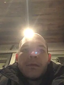 Spielzeugtwink online show from 4, 12, 2025