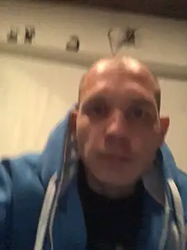 Spielzeugtwink online show from 19, 5, 2026