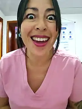 JustSamantha  online show from 13, 1, 2026