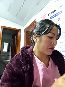 JustSamantha  online show from 5, 4, 2026