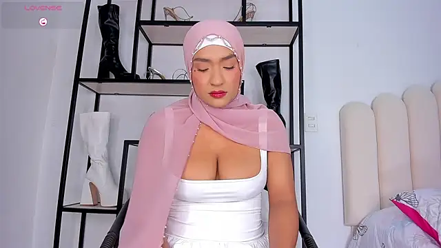 Amira-Zahra online show from 28, 7, 2026