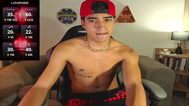 Snapshot of ken_blakerr chatting on 7, 4, 2026 ken blakerr online show from 7, 4, 2026