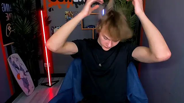 DonaldWoon online show from 25, 11, 2025