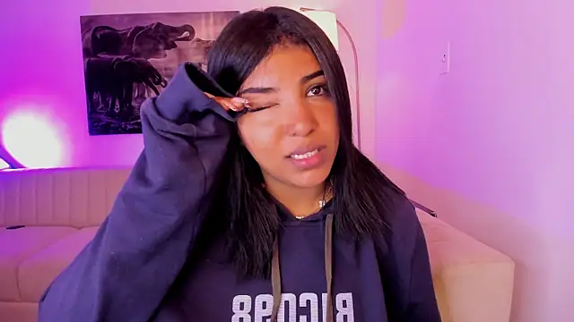 Snapshot of emmyheart7 chatting on 1, 3, 2026 emmyheart7 online show from 1, 3, 2026