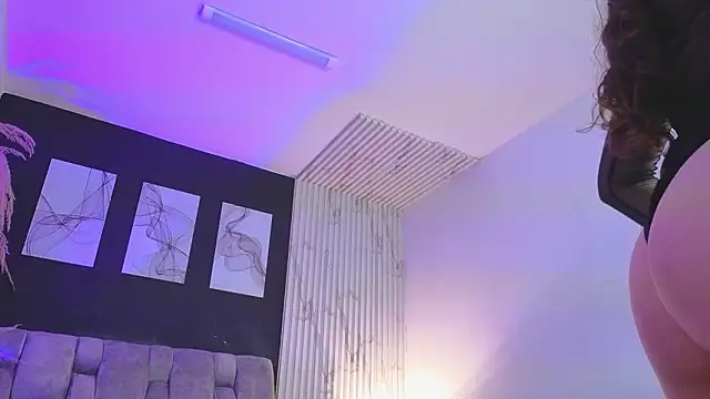 Snapshot of dahianae__ chatting on 2, 2, 2026 dahianae online show from 2, 2, 2026