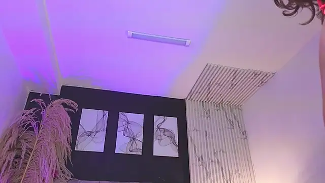 Snapshot of dahianae__ chatting on 7, 2, 2026 dahianae online show from 7, 2, 2026