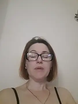 LanaOlbenst online show from 15, 4, 2026