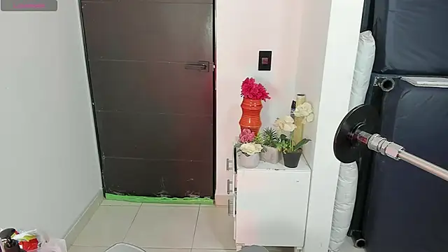 Latina candy01 online show from 26, 3, 2026