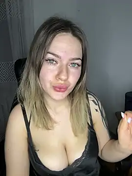 Snapshot of SoniaLav chatting on 10, 2, 2026 SoniaLav online show from 10, 2, 2026