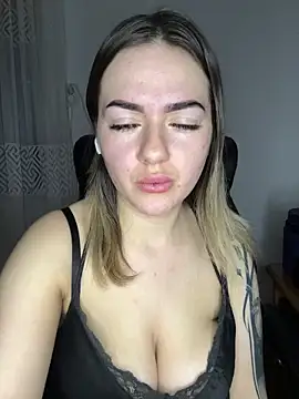 Snapshot of SoniaLav chatting on 11, 2, 2026 SoniaLav online show from 11, 2, 2026