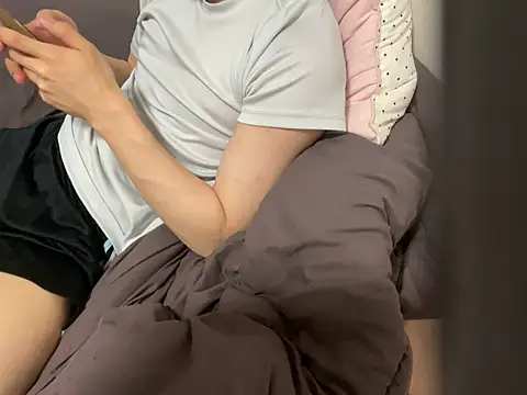   kim online show from 24, 4, 2026