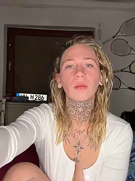 Snapshot of Antoniia69 chatting on 26, 11, 2025 Antoniia69 online show from 26, 11, 2025