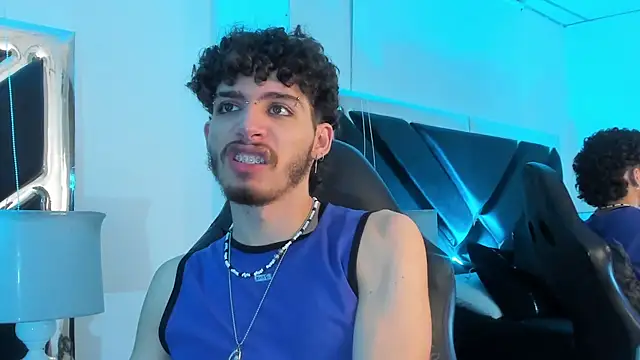 Snapshot of JojoBraando chatting on 2, 12, 2025 JojoBraando online show from 2, 12, 2025