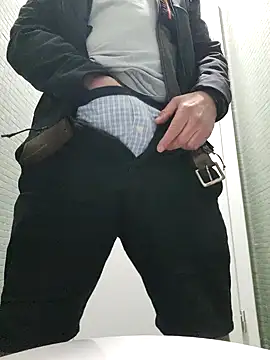 Snapshot of Sebgeneve chatting on 5, 1, 2026 Sebgeneve online show from 5, 1, 2026