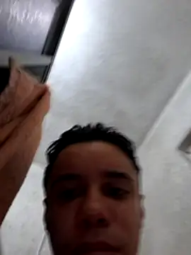 Snapshot of gymratbr chatting on 23, 11, 2025 gymratbr online show from 23, 11, 2025