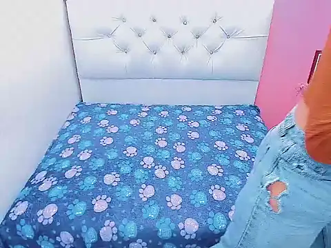 xwetdreamsx online show from 7, 4, 2026