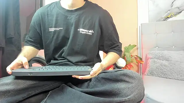 eren jeager online show from 25, 3, 2026