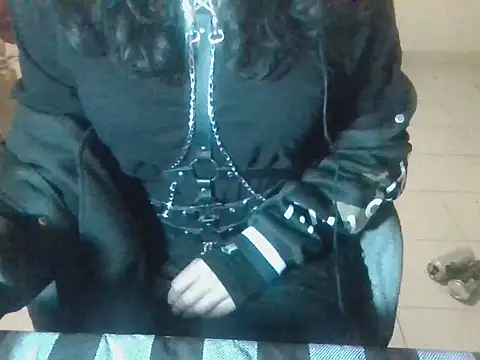 Snapshot of TheUnstable chatting on 21, 11, 2025 TheUnstable online show from 21, 11, 2025