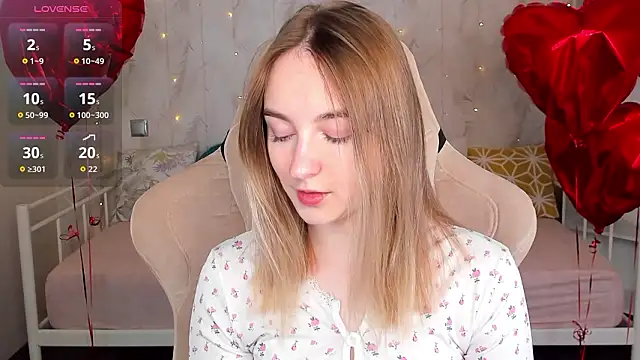 Shy Polly online show from 25, 2, 2026