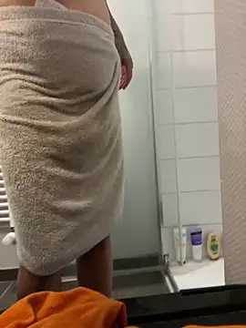 Snapshot of Lothentik chatting on 10, 4, 2026 Lothentik online show from 10, 4, 2026