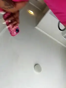 Snapshot of Kaylor4 chatting on 21, 11, 2025 Kaylor4 online show from 21, 11, 2025