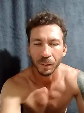 RobertoLuiz84 online show from 4, 2, 2026