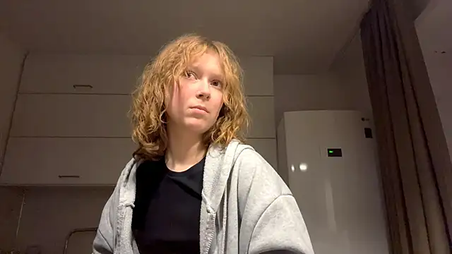 ElfriedaZwack online show from 1, 12, 2025