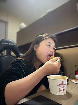 Toffee-00 online show from 16, 3, 2026