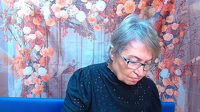 OlgaLuck online show from 28, 11, 2025