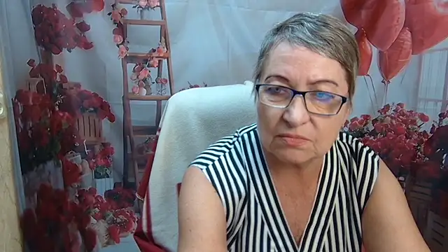 Snapshot of OlgaLuck chatting on 27, 5, 2026 OlgaLuck online show from 27, 5, 2026