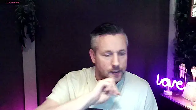 Snapshot of Hunter_Fl chatting on 26, 11, 2025 Hunter Fl online show from 26, 11, 2025