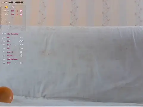 Snapshot of LustfulSarah chatting on 19, 9, 2025 LustfulSarah online show from 19, 9, 2025