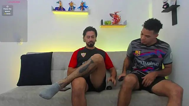 heteros curious online show from 11, 4, 2026