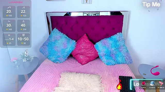 Samantha  F W online show from 23, 2, 2026