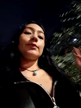 Snapshot of Eveeelyn25 chatting on 11, 6, 2026 Eveeelyn25 online show from 11, 6, 2026