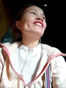 Snapshot of nangmo chatting on 24, 11, 2025 nangmo online show from 24, 11, 2025