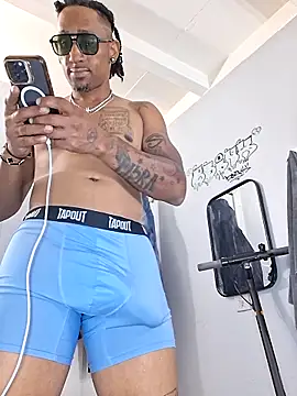 MTheRealrDLlongCrippler online show from 11, 3, 2026