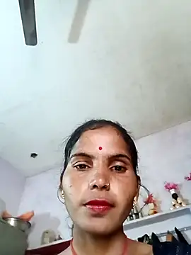 Snapshot of Cut_big chatting on 1, 12, 2025 Cut big online show from 1, 12, 2025