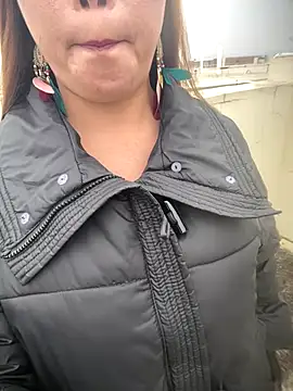 Snapshot of Xiaomili8 chatting on 16, 12, 2025 Xiaomili8 online show from 16, 12, 2025