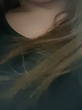 Snapshot of Xiaomili8 chatting on 6, 1, 2026 Xiaomili8 online show from 6, 1, 2026