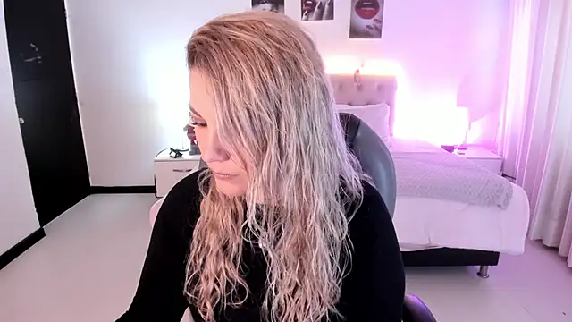 Violeta Hotter online show from 27, 11, 2025