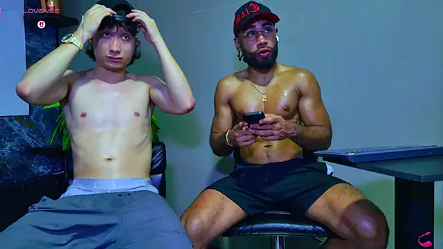 Snapshot of Luca_Fuego chatting on 4, 12, 2025 Luca Fuego online show from 4, 12, 2025