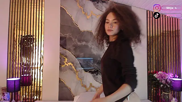 MiticaBrennet  online show from 26, 3, 2026